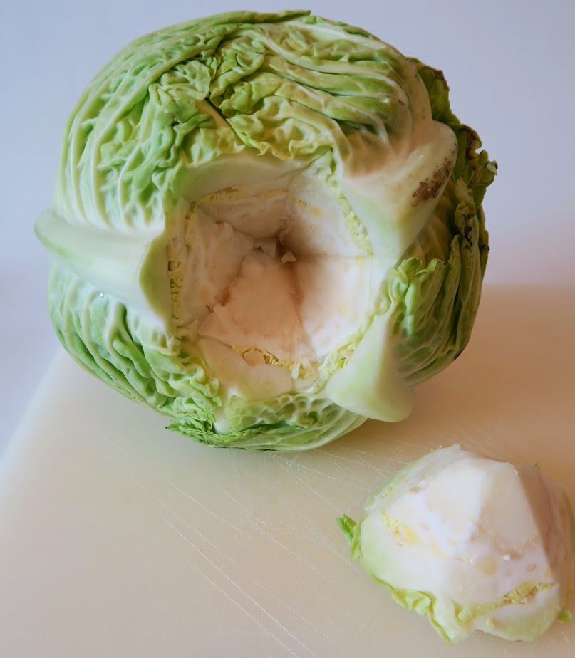 Savoy cabbage with the core removed